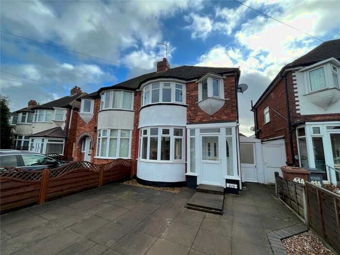 3 Bedroom Semi-Detached House To Rent In Lyndon Road, Solihull, West Midlands, B92