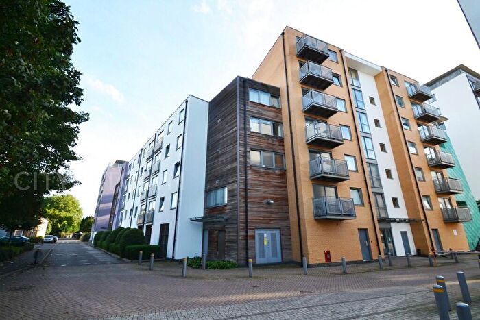 1 Bedroom Apartment To Rent In Deals Gateway, London, SE13