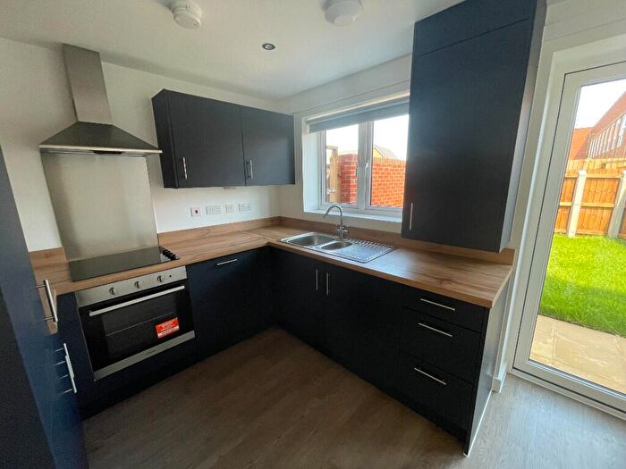 2 Bedroom End Of Terrace House To Rent In Marksman Close, Mansfield, Nottinghamshire, NG18