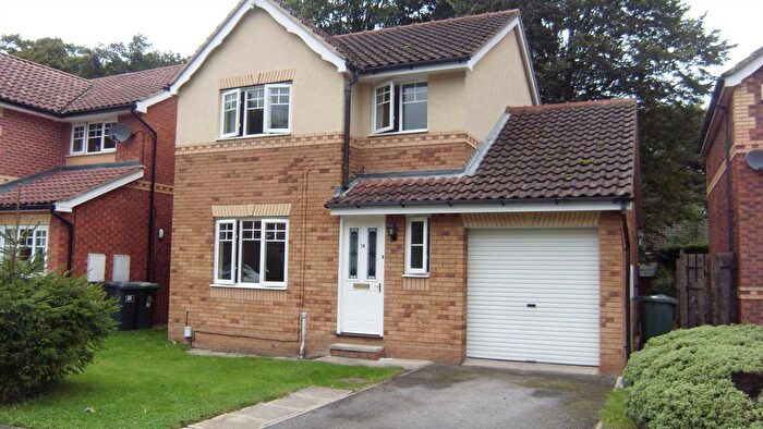 3 Bedroom Detached House To Rent In Millwater Avenue, Dewsbury, WF12