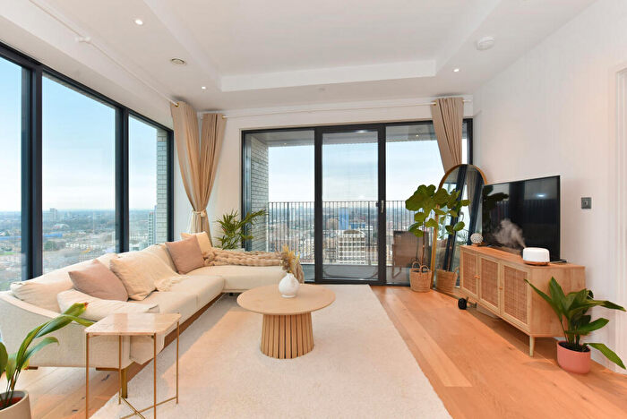 2 Bedroom Flat For Sale In Corson House, London City Island, Canary Wharf, E14