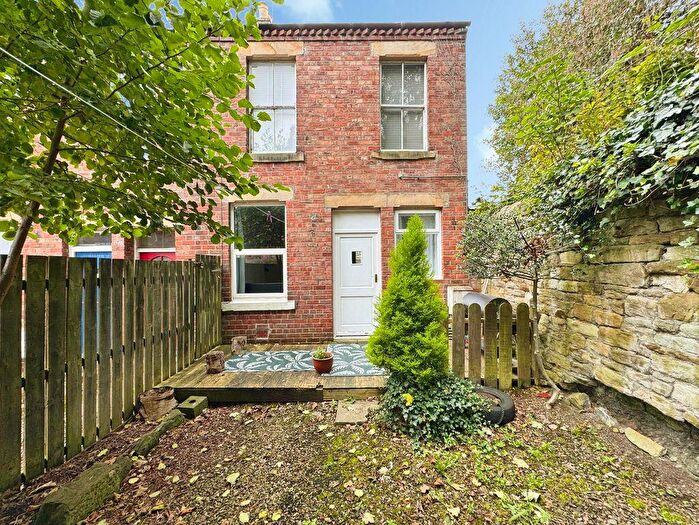 2 Bedroom Flat For Sale In Orchard Terrace, Hexham, NE46