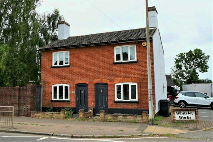 2 Bedroom House To Rent In Village Of Hockliffe, LU7