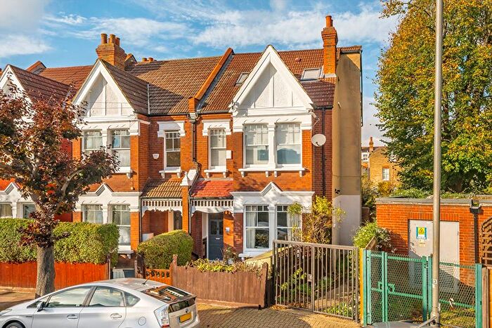 6 Bedroom Property For Sale In Pretoria Road, Furzedown, SW16