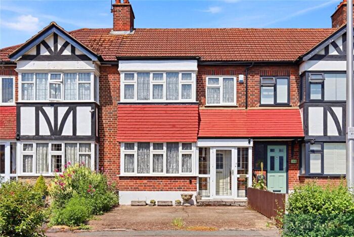 3 Bedroom Terraced House For Sale In Brackley Square, Woodford Green, IG8