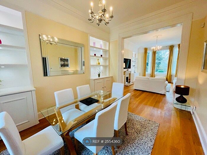 3 Bedroom Maisonette To Rent In Richmond Hill, Richmond, TW10