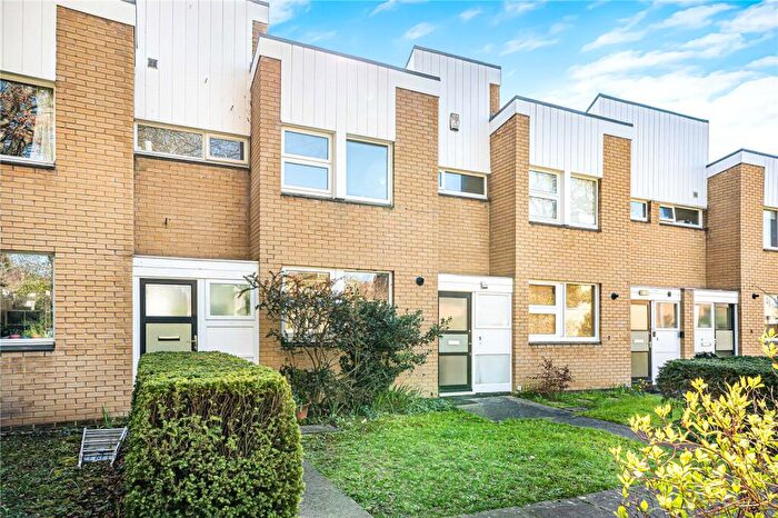 3 Bedroom Terraced House For Sale In The Paddox, Summertown, OX2