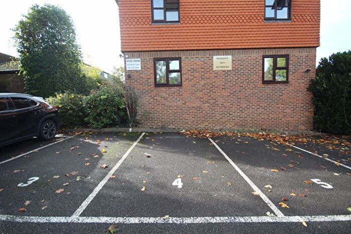1 Bedroom Flat For Sale In Springwell Road, Tonbridge, TN9