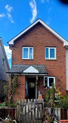 3 Bedroom Semi-Detached House For Sale In Bryn Steffan, Lampeter, SA48