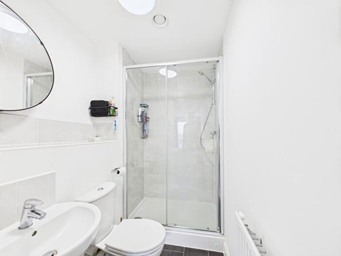 2 Bedroom Flat For Sale In Apartment, City Centre, Birmingham, B5