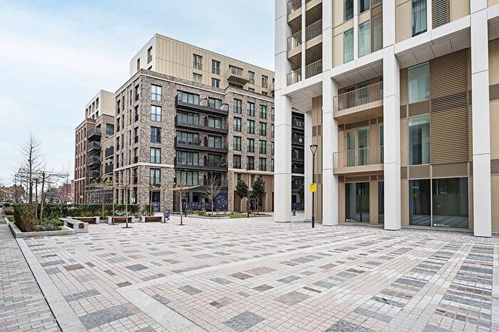 1 Bedroom Flat To Rent In The Silk District, Whitechapel, London, E1