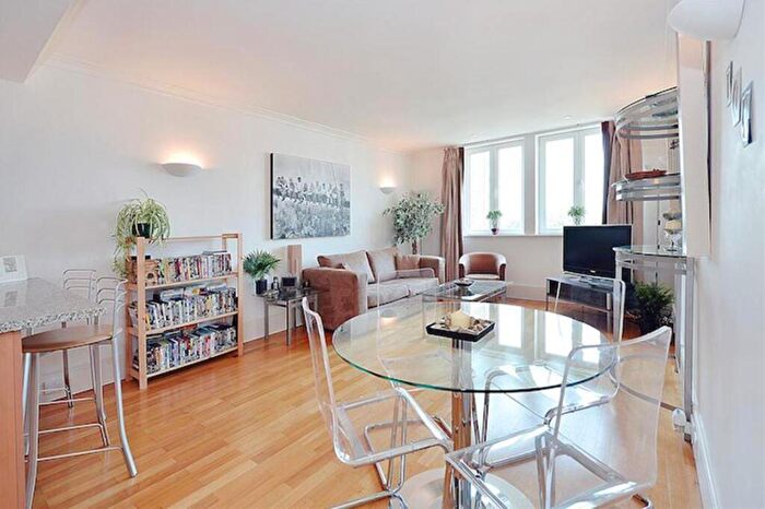 1 Bedroom Apartment To Rent In Palgrave Gardens, Marylebone, London, NW1