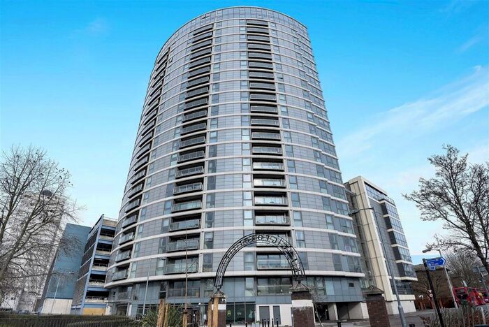 2 Bedroom Flat To Rent In Mapleton Road, London, SW18