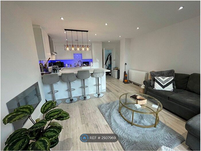 3 Bedroom Maisonette To Rent In Ranmoor Road, Sheffield, S10