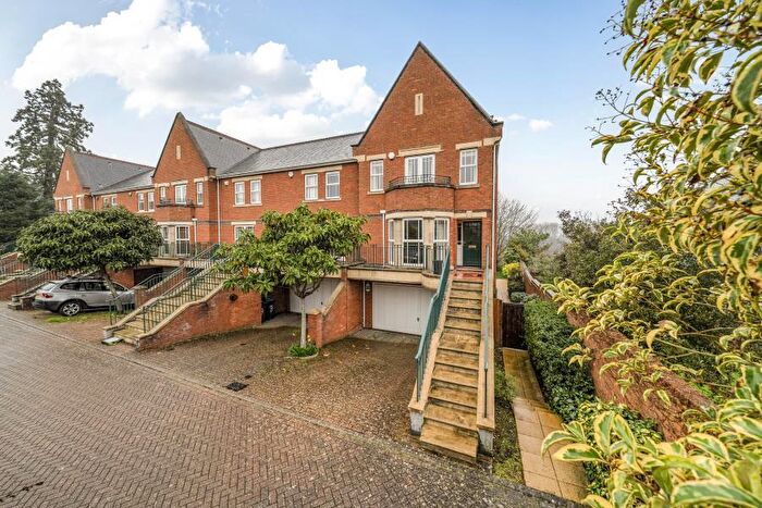 4 Bedroom Town House To Rent In Cypress Court, St Ann's Park, Virginia Water, GU25