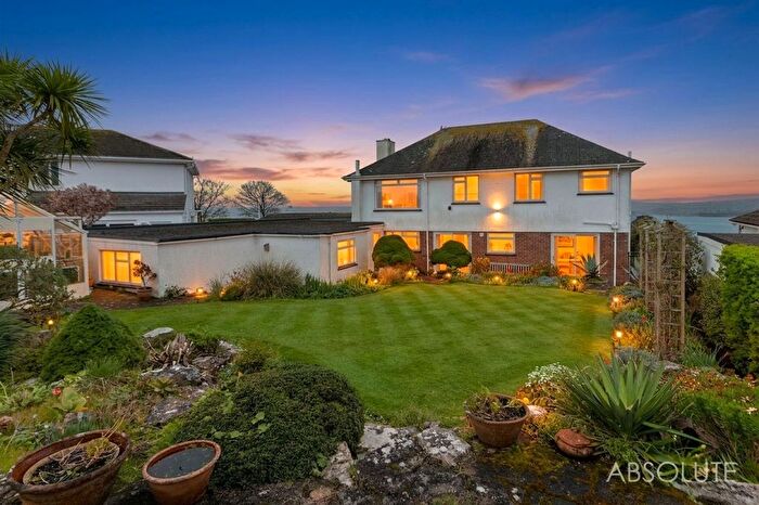 4 Bedroom Detached House For Sale In Collingwood Close, Torquay, TQ1