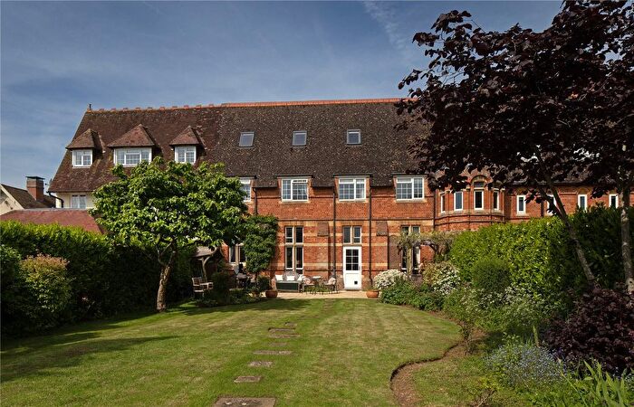 3 Bedroom Terraced House For Sale In Holyrood House, Church End, South Leigh, Witney, OX29