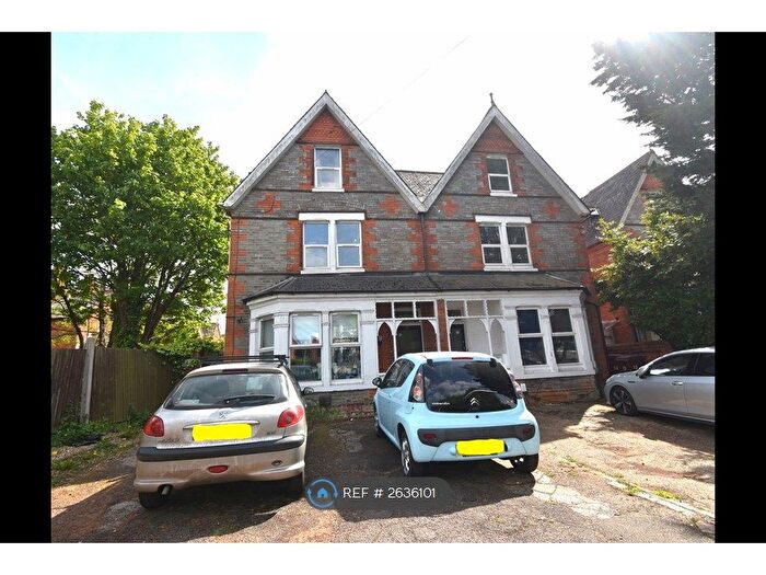 6 Bedroom Terraced House To Rent In Christchurch Road, Reading, RG2