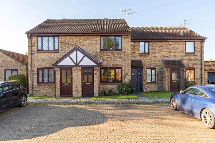 2 Bedroom Terraced House For Sale In Parkhurst Grove, Horley, RH6