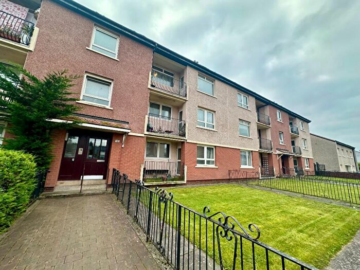 2 Bedroom Flat To Rent In Archerhill Road, Knightswood, Glasgow, G13