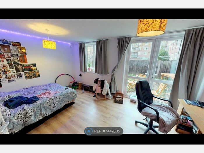 4 Bedroom Flat To Rent In Sedgmoor Place, London, SE5