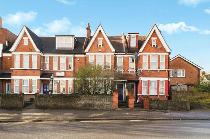 2 Bedroom Flat For Sale In High Street, Wealdstone, HA3