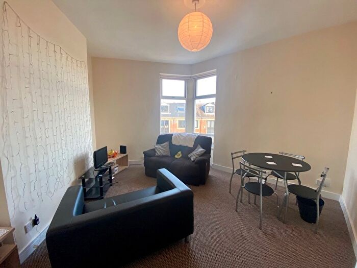 2 Bedroom Flat To Rent In Shield Street, Newcastle Upon Tyne, NE2