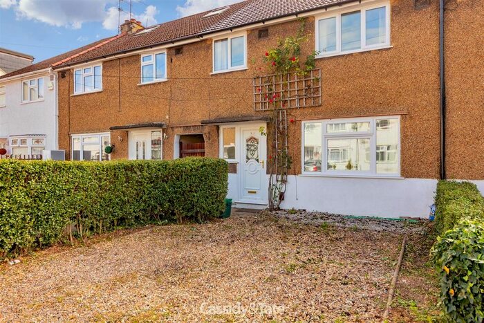 3 Bedroom Terraced House To Rent In Kings Road, London Colney, St. Albans, AL2