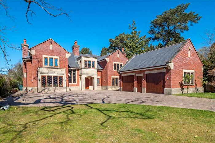 5 Bedroom Detached House For Sale In Withinlee Road, Mottram St. Andrew, Macclesfield, Cheshire, SK10