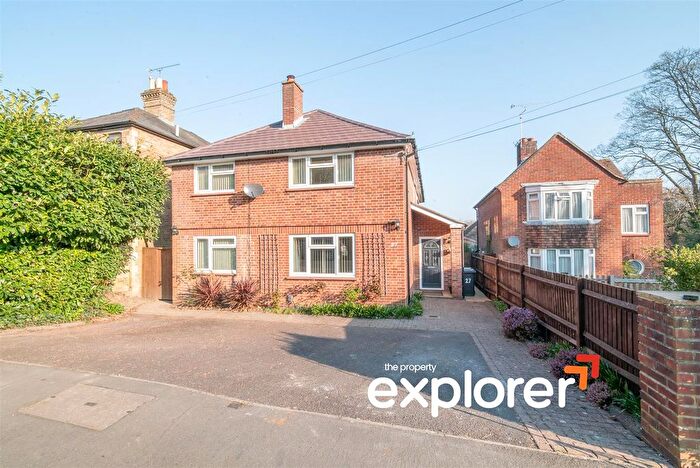 4 Bedroom Detached House To Rent In Chequers Road, Basingstoke, RG21