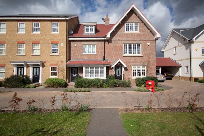 4 Bedroom Town House To Rent In Moorland Way Maidenhead Berkshire, SL6