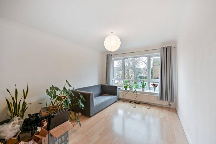 2 Bedroom Flat To Rent In Surbiton Road, Kingston, Kingston Upon Thames, KT1