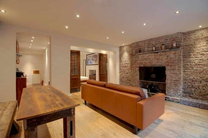 1 Bedroom Flat To Rent In Eversholt Street, NW1