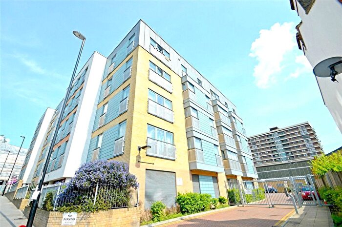 2 Bedroom Flat For Sale In London Road, Croydon, CR0
