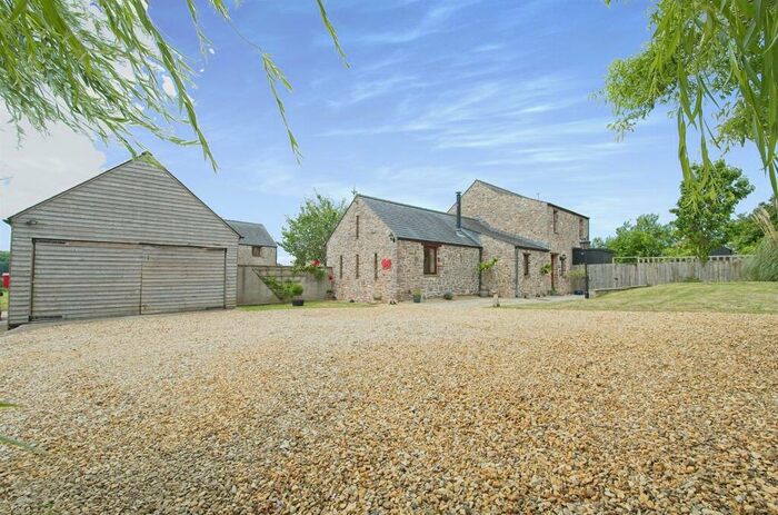 3 Bedroom Barn Conversion For Sale In Magor, Magor, Caldicot, NP26