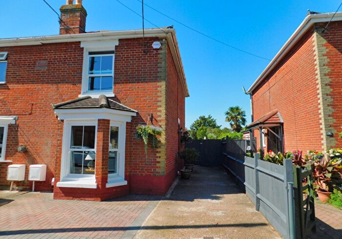2 Bedroom Semi-Detached House For Sale In Fishers Road, Totton, Southampton, SO40
