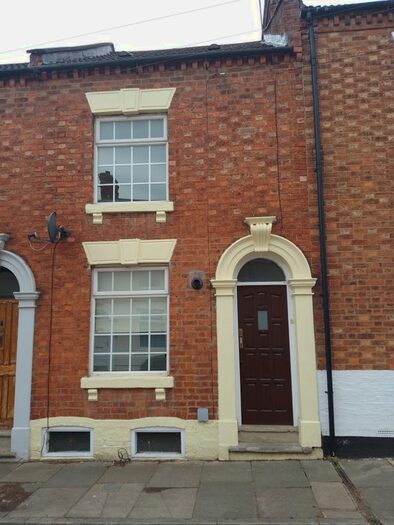 2 Bedroom Terraced House To Rent In Alexandra Road, Northampton, NN1