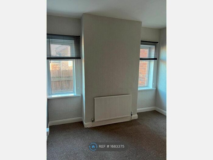 1 Bedroom Flat To Rent In Ashby High Street, Scunthorpe, DN16