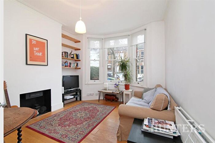 2 Bedroom Terraced House To Rent In Landells Road, Dulwich, SE22