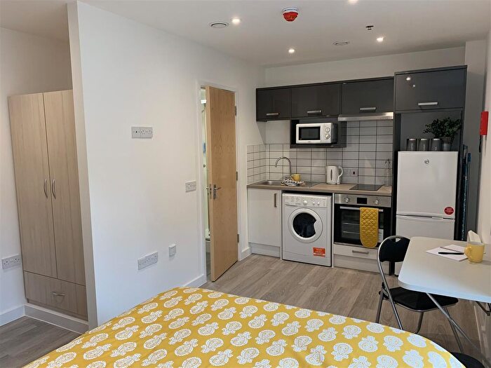Studio To Rent In Havelock Street, Canterbury, Kent, CT1