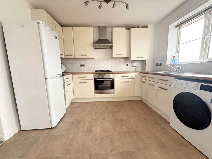 2 Bedroom Flat To Rent In Frederick Drive, Walton, Peterborough, PE4
