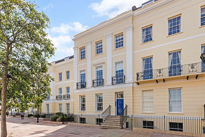 4 Bedroom Flat For Sale In Imperial Square, Cheltenham, GL50