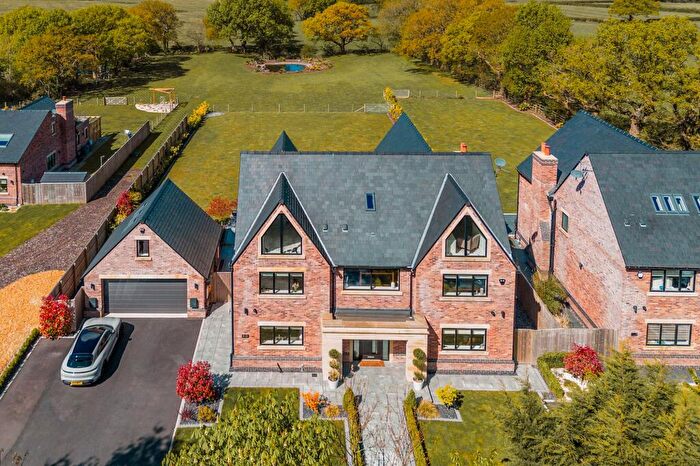 5 Bedroom Detached House For Sale In Clay Hollow Lane, Mawdesley, L40