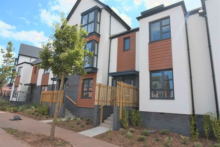 3 Bedroom End Of Terrace House To Rent In Tithebarn Way, Exeter, EX1