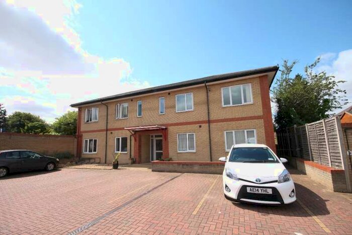 1 Bedroom Apartment To Rent In Dunstable Road Luton, LU4