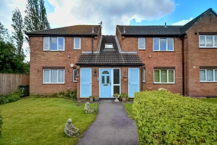 1 Bedroom Flat To Rent In North Ella Drive, North Road, Hull, East Yorkshire, HU4