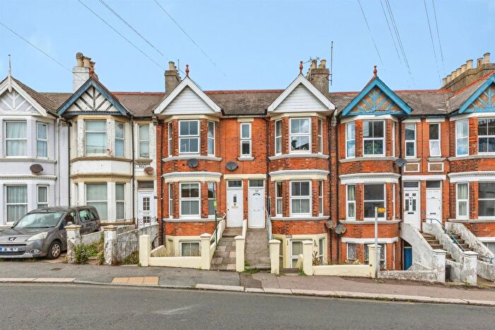 2 Bedroom Flat For Sale In Hughenden Road, Hastings, TN34