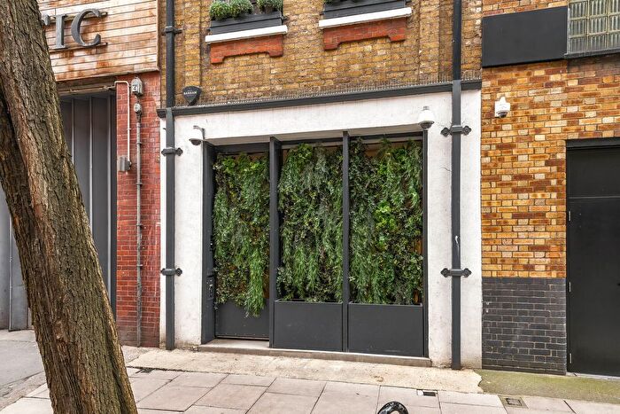 4 Bedroom Terraced House For Sale In Betterton Street, London, WC2H