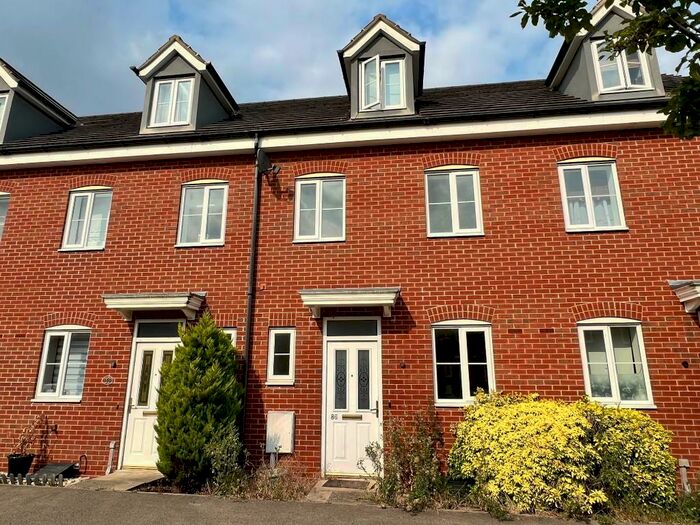 3 Bedroom Town House To Rent In The Pollards, Bourne, PE10