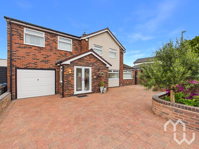 4 Bedroom Detached House For Sale In Perfectly Positioned In Aughton Village, Aughton, L39